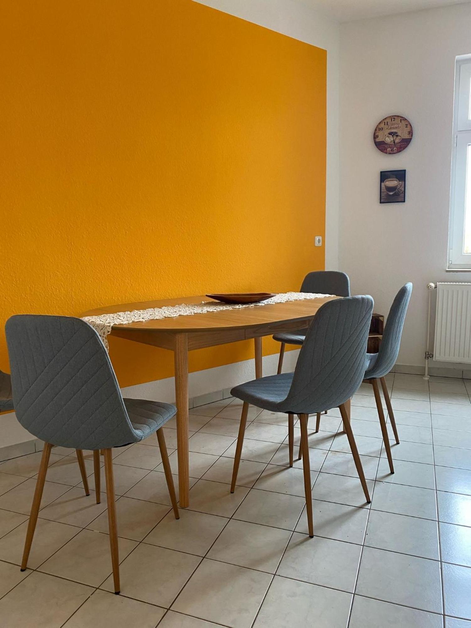 „lucy“ 5 Personen, Zentrale Lage, Parkplatz Dessau-Rosslau