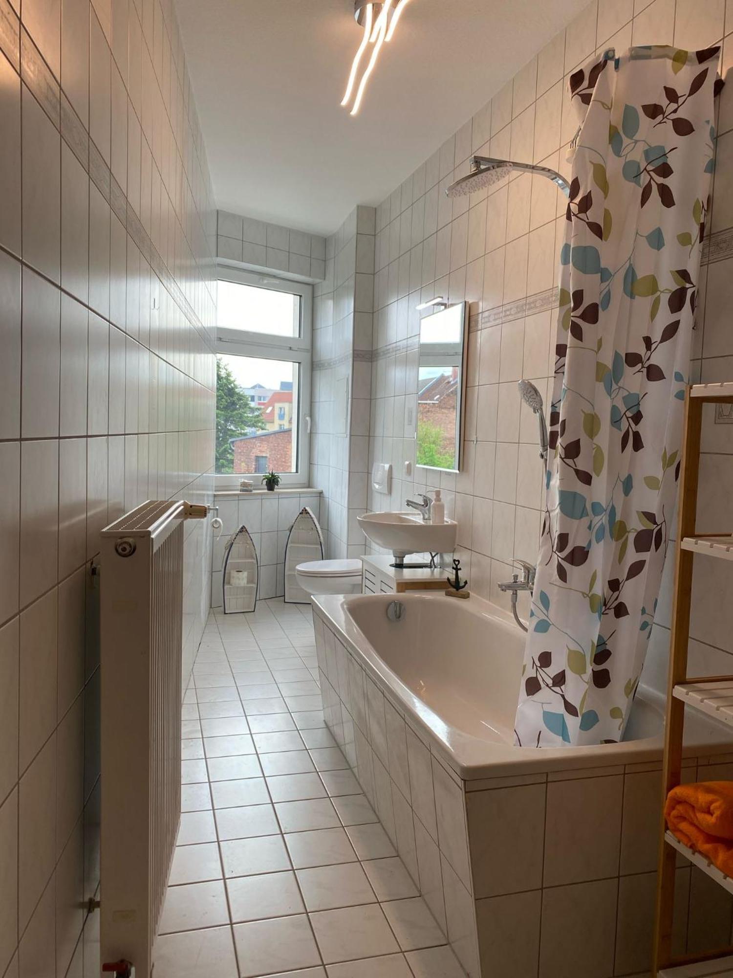 „lucy“ 5 Personen, Zentrale Lage, Parkplatz Apartment