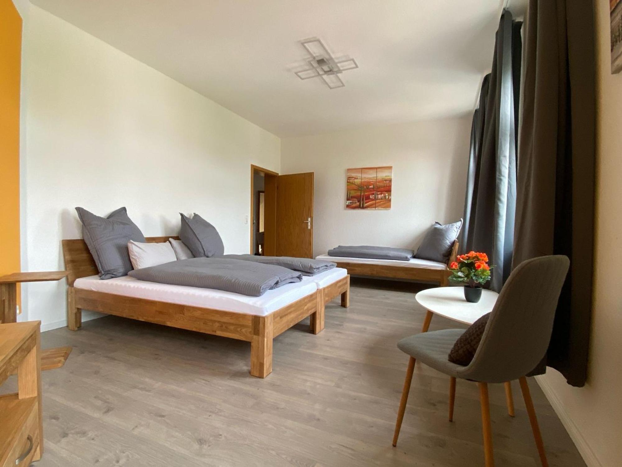 „lucy“ 5 Personen, Zentrale Lage, Parkplatz Apartment *